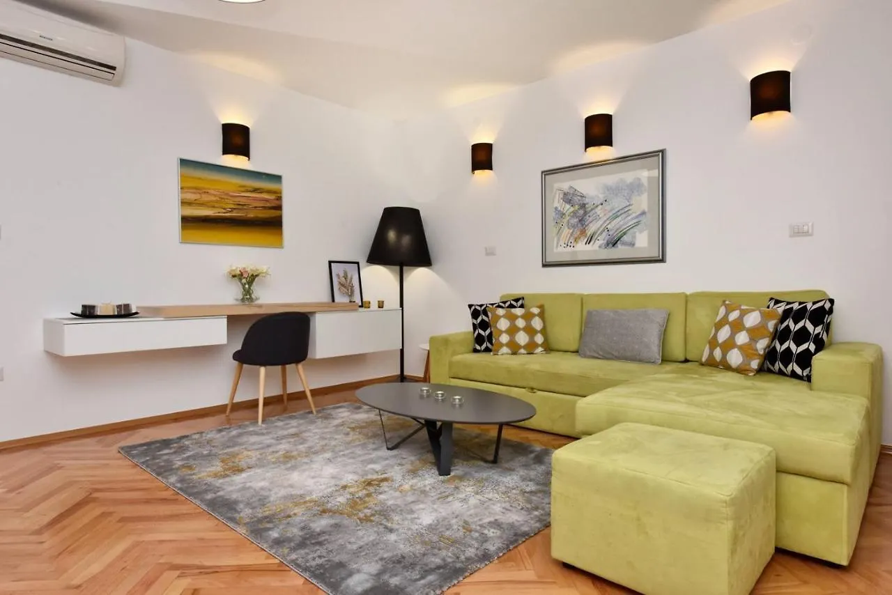 Apartments Sanja In One Of Favourite Part Of Porec Beach Area
