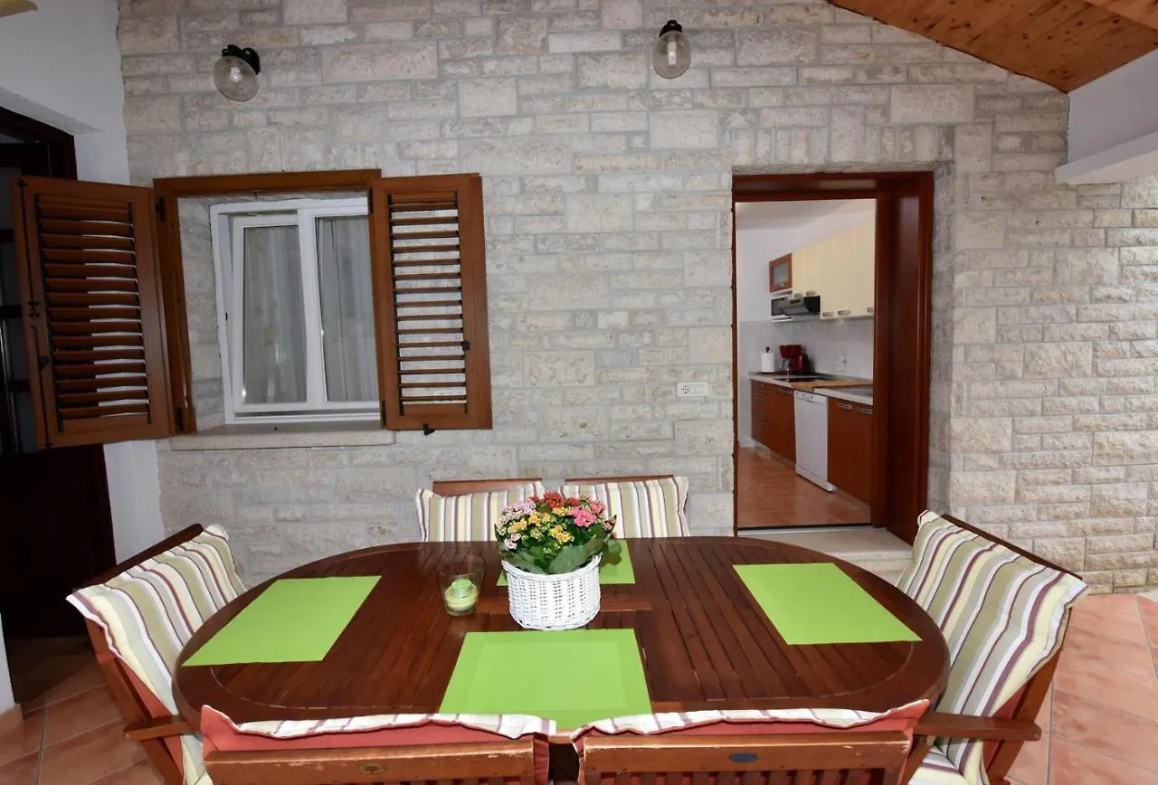 Apartments Sanja In One Of Favourite Part Of Porec Beach Area Kroatië