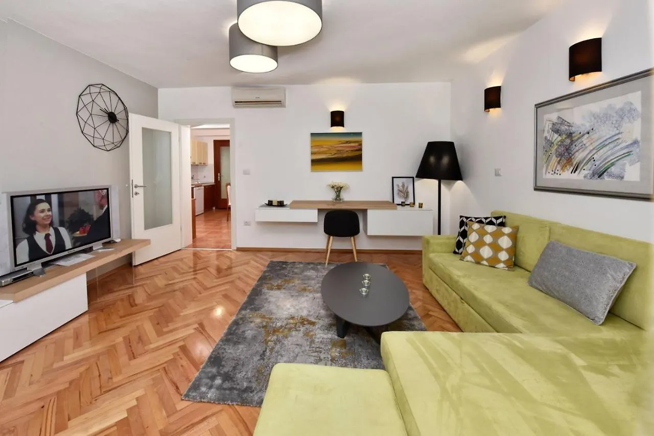 Apartments Sanja In One Of Favourite Part Of Porec Beach Area