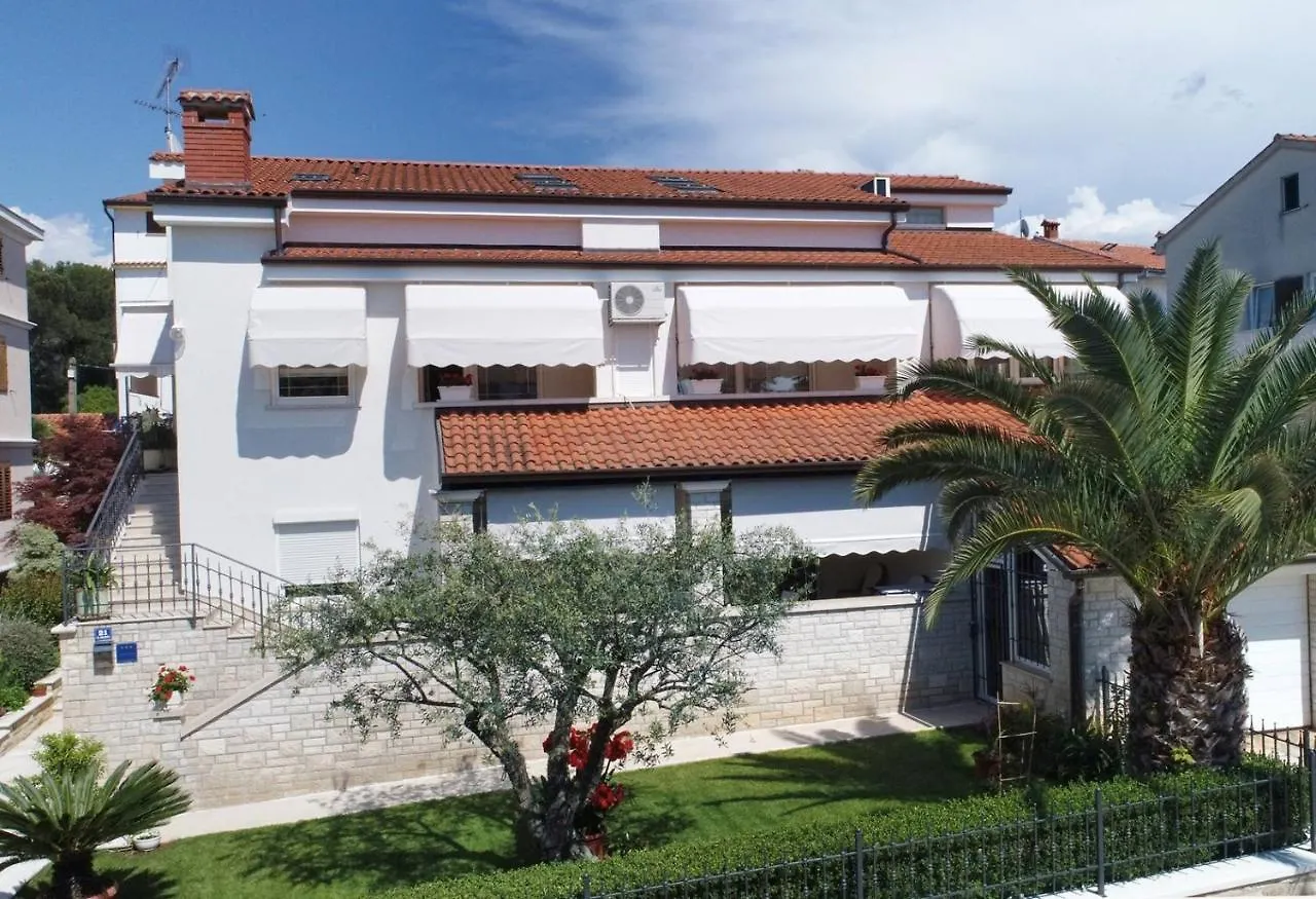 Apartments Sanja In One Of Favourite Part Of Porec Beach Area Gasthof