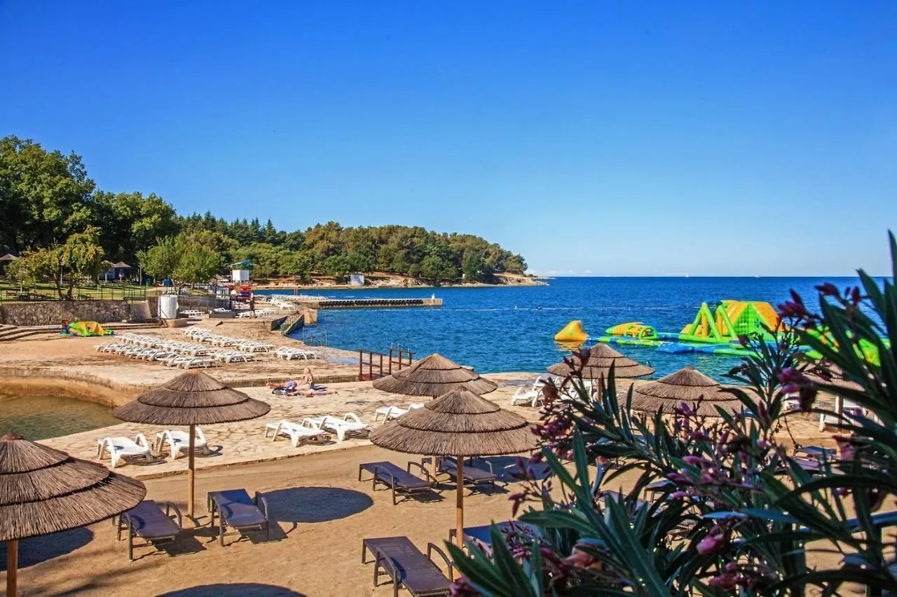 Apartments Sanja In One Of Favourite Part Of Porec Beach Area Gasthof